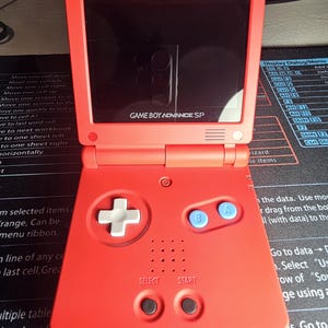 Game Boy Advance SP IPS V5 Modded Console | USB-C Charging | FunnyPlaying 950mAh Battery | Upgraded Speaker | Retro Handheld Game System bild 7