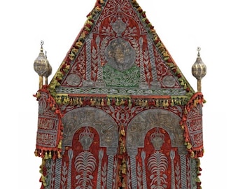 Ottoman Silver-Thread Embroidered Mahmal Cover and Banners, Made by Order of Sultan Mahmud II, 1248 AH / 1832 AD, one of a kind