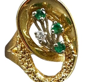 Vintage 1970s Yellow Gold Emerald Diamond Ring - Size 6.25