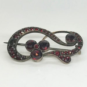 Victorian Bohemian Garnet Pin, Bohemian Garnet Brooch, Vintage Garnet Pin, Antique Bohemian Garnet Pin