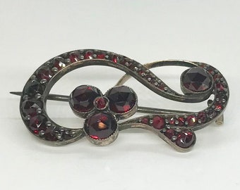 Victorian Bohemian Garnet Pin, Bohemian Garnet Brooch, Vintage Garnet Pin, Antique Bohemian Garnet Pin