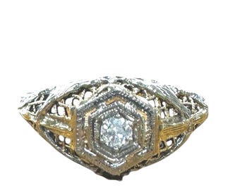 Edwardian 18 Karat White Gold Diamond Filigree Ring with Love Birds