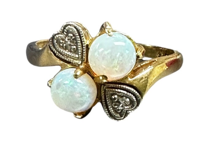 Opal Bypass Ring with Heart Accent, 1960's, 10 Karat Yellow Gold