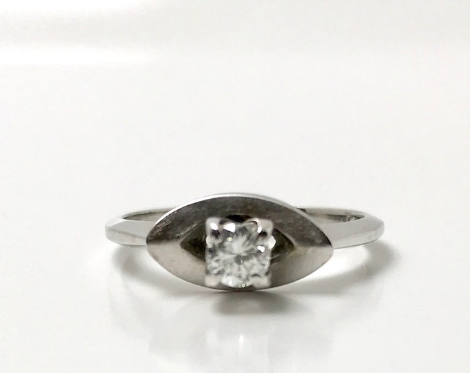 White Gold Diamond Wedding Set, Diamond Engagement Ring, Vintage Diamond Wedding Set