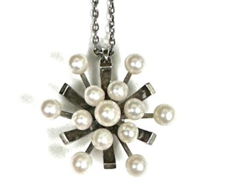 Silver Tone Faux Pearl Sunburst Pendant Necklace, Vintage Inspired Pearl Necklace, Celestial Jewelry Gift for Her