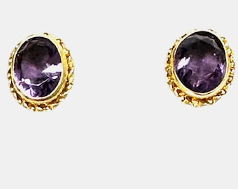Vintage 14 Karat Yellow Gold Amethyst Pierced Earrings