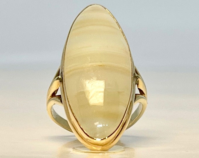 Vintage Yellow Gold Agate Ring, Banded Agate Ring, Split Shank Banded Agate Ring, Agate Ring