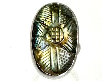 Sterling Silver Carved Labradorite Statement Ring: Floral Design, Size 8