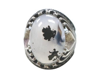 Large Vintage Sterling Silver Agate Ring with Oxidization Accent