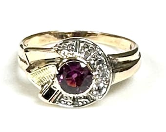 Retro 10K Gold Garnet and Diamond Ring