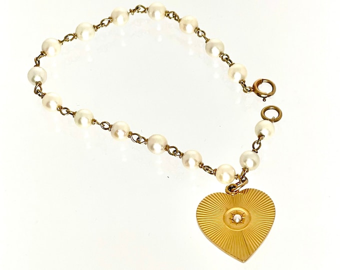 Vintage Cultured Pearl and Gold Heart Charm Bracelet, Pearl Bracelet, Heart Bracelet, Vintage Pearl Bracelet