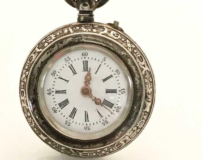 Silver Non Working Open Faced Pocket Watch, Vintage Pocket Watch, Pocket Watch Pendant. Silver Pocket Watch