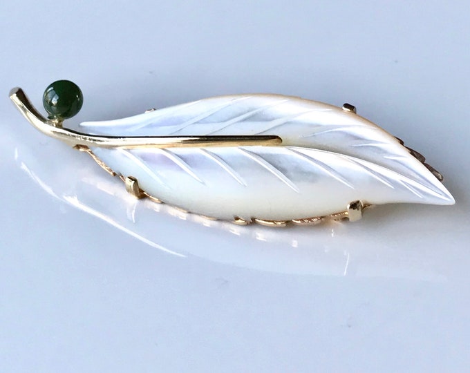 Yellow Gold Mother of Pearl Feather or Leaf Brooch, Mother of Pearl Pin, Vintage Mother of Pearl and Jade Brooch, Vintage Pin