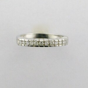 Platinum Diamond Wedding Band: Vintage Anniversary Ring, 0.25 ct