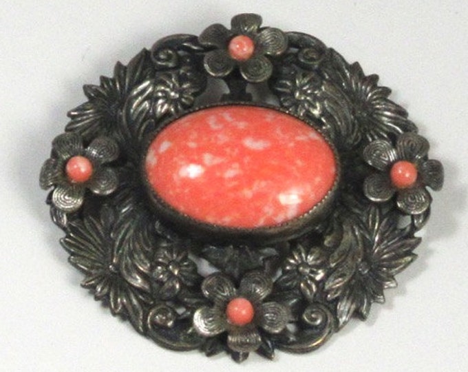 Floral Brooch; Floral Pin; Pin for Summer; Oval Floral Design Pin; Floral Pin with Mottled Coral Colored Glass; Coral Colored Glass Pin