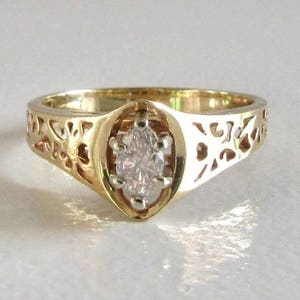 Vintage 14k Yellow Gold Marquise Diamond Engagement Ring (0.36 Carat)
