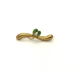 14k Yellow Gold Art Nouveau Enamel Pin with Pearl