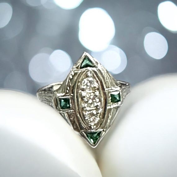 Edwardian 18K White Gold Diamond & Lab Emerald Fi… - image 9