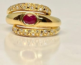 Vintage 18K Yellow Gold Ruby Diamond Ring - July Birthstone