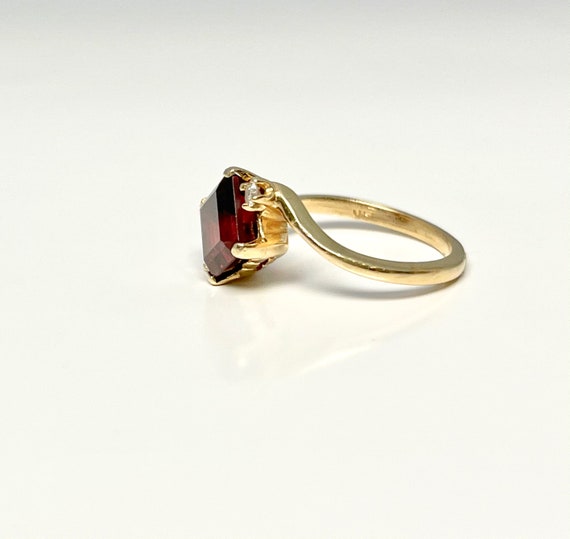 Vintage Garnet and Diamond Ring, Garnet Bypass Ri… - image 3