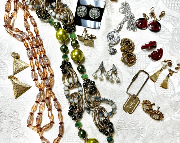 Bag Lot of Jewelry Bits and Pieces, Broken Jewelry Pieces, Necklaces, Earrings, Key Chain