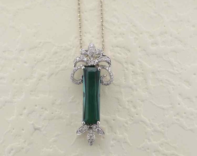 White Gold Green Tourmaline and Diamond Pendant, Green Tourmaline, Green Tourmaline and Diamond Pendant, Diamond Pendant. Tourmaline