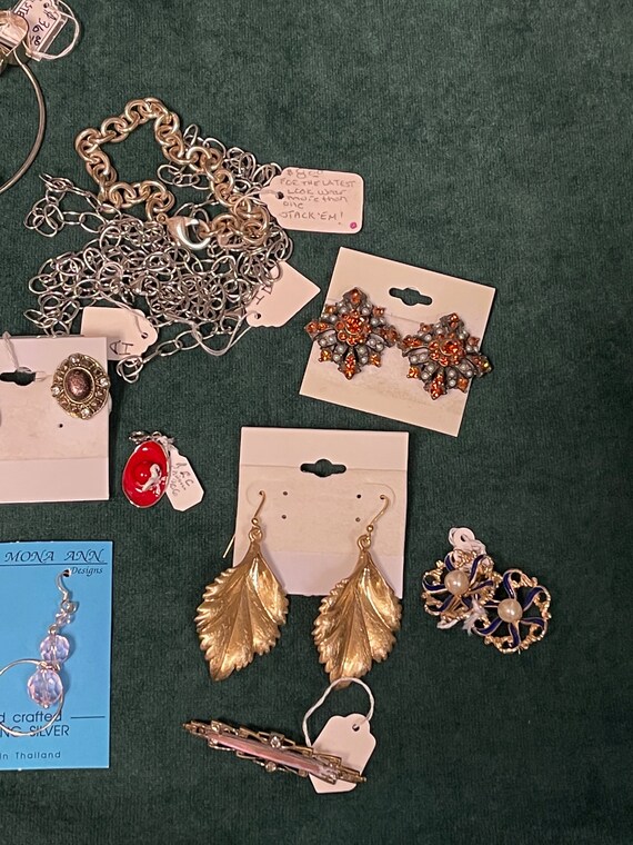 Bag Lot of Miscellaneous Jewelry, Sterling Rings,… - image 7