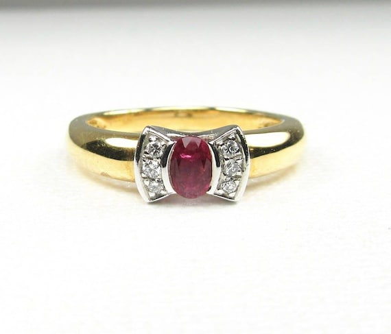 18K Gold Estate Ruby and Diamond Ring - Size 7.25 - image 1