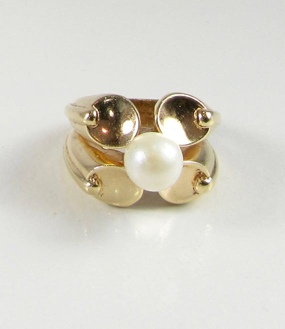 Yellow Gold Pearl Ring, Estate Pearl Ring, Moderni