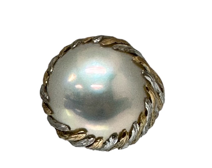 Vintage 14 Karat White, Rose and Yellow Gold Mabe Pearl Ring,