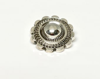 Vintage Sterling Silver Scalloped Circle Brooch: Repousse Design
