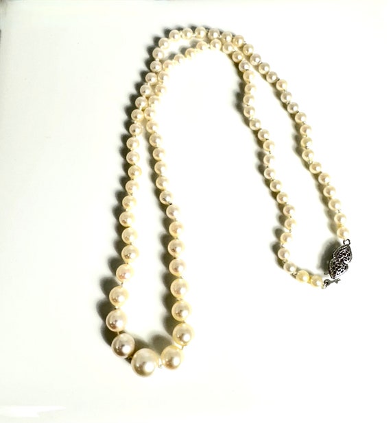 Vintage Graduated Cultured Pearl Necklace with 14… - image 2