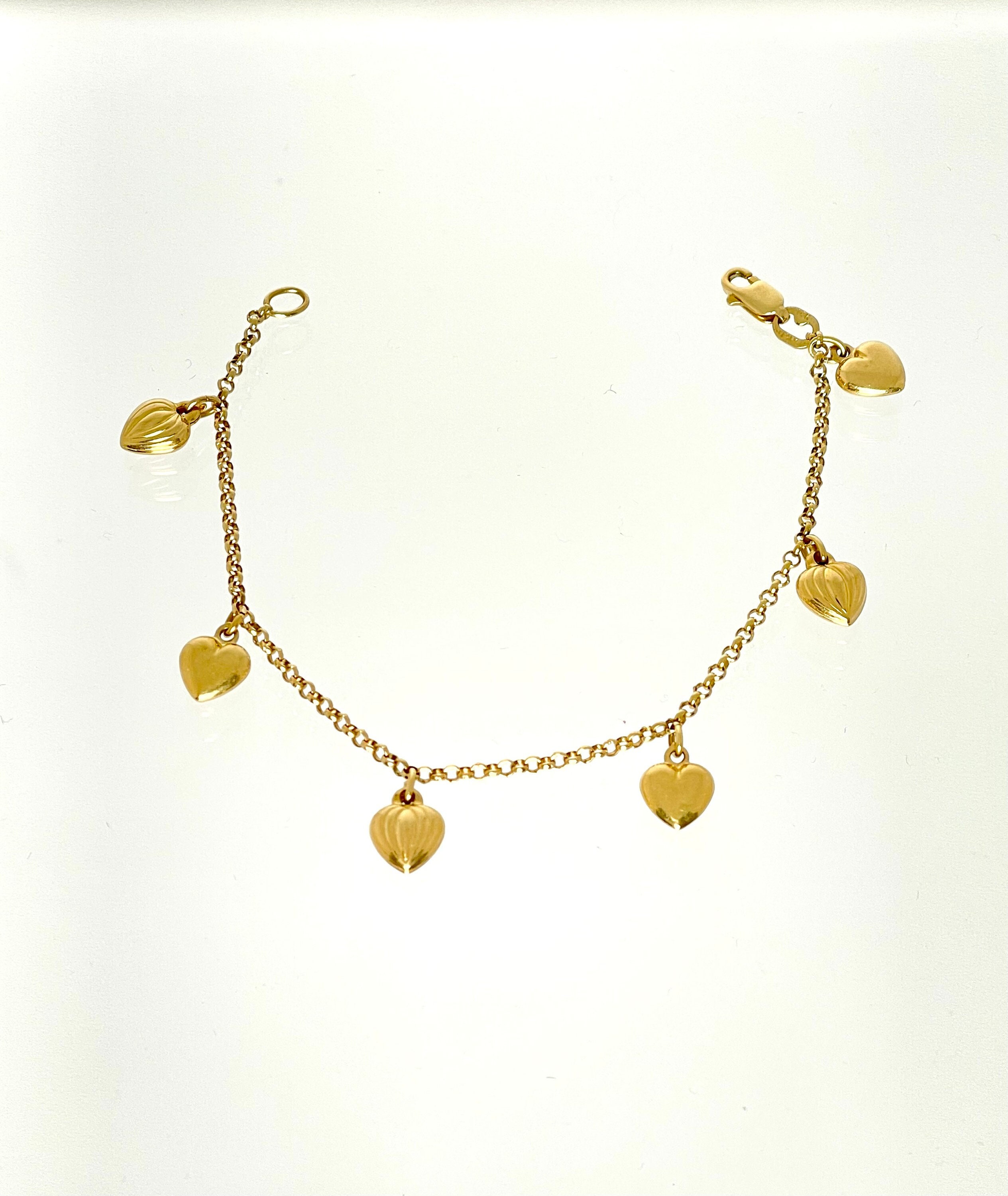 Edessa 14k Gold Heart Charm Bracelet – iriss studio