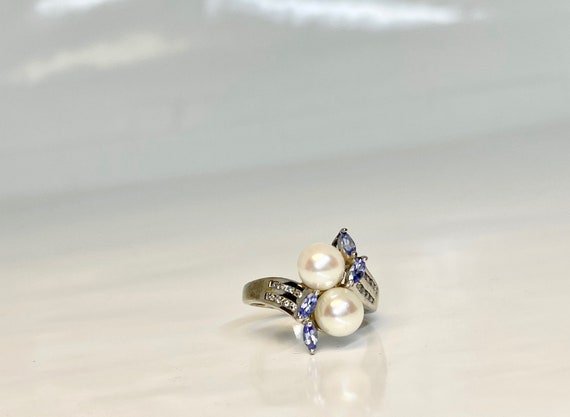 Vintage White Gold Cultured Pearl, Tanzanite and … - image 2