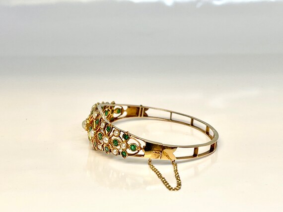 Vintage Yellow Gold Emerald and Pearl Bangle Brac… - image 4