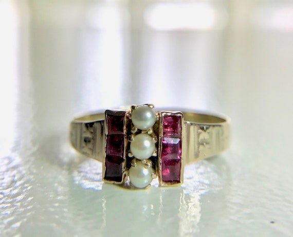 Yellow Gold Ruby and Pearl Antique Ring, Victoria… - image 1