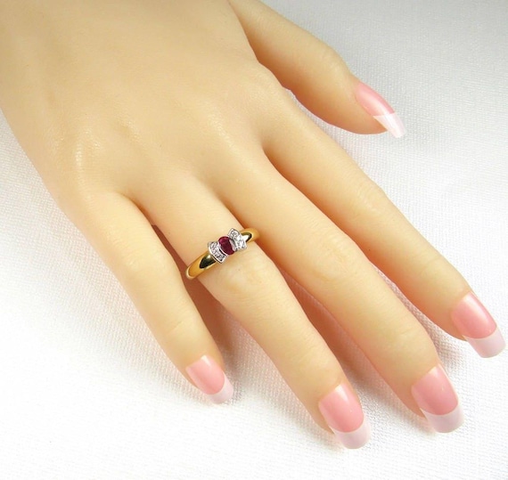 18K Gold Estate Ruby and Diamond Ring - Size 7.25 - image 5