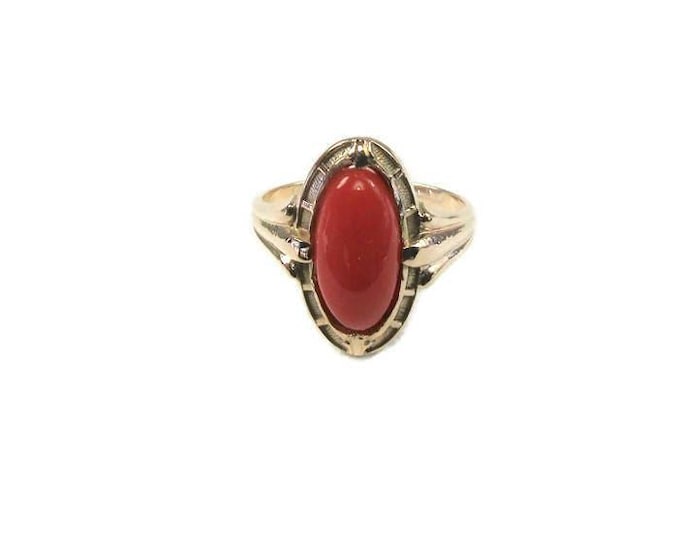 Yellow Gold Coral Ring, Coral Ring, Antique Coral Ring, Yellow Gold Antique Coral Ring, Right Hand Ring, Coral, Edwardian Coral Ring