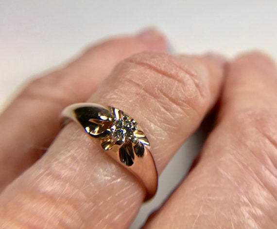 Vintage 1925 Belcher Diamond Ring: 10K Yellow Gol… - image 7