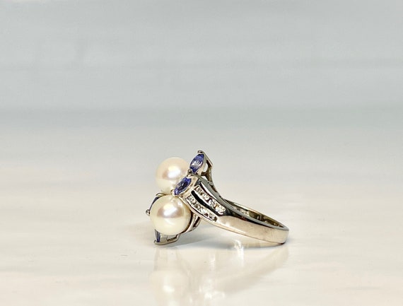 Vintage White Gold Cultured Pearl, Tanzanite and … - image 4