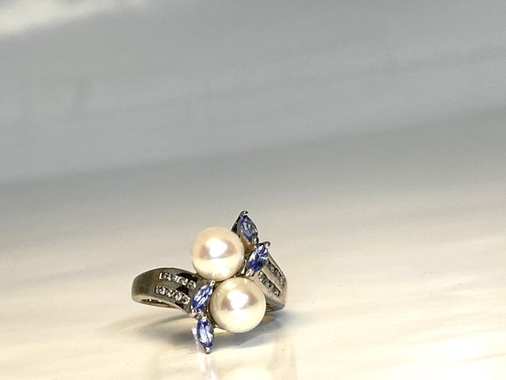 Vintage White Gold Cultured Pearl, Tanzanite and … - image 3