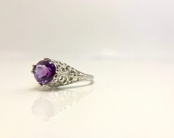 18K White Gold Filigree Amethyst Ring: Vintage Edwardian Style