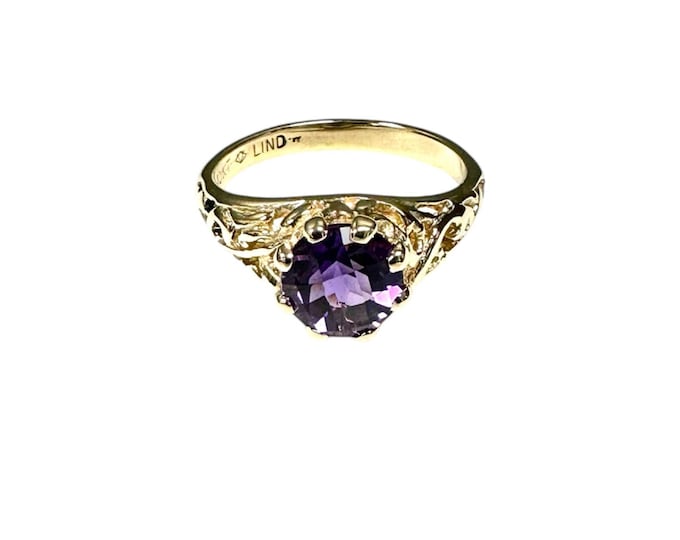 Charming 10K Yellow Gold Amethyst Ring with Intricate Filigree