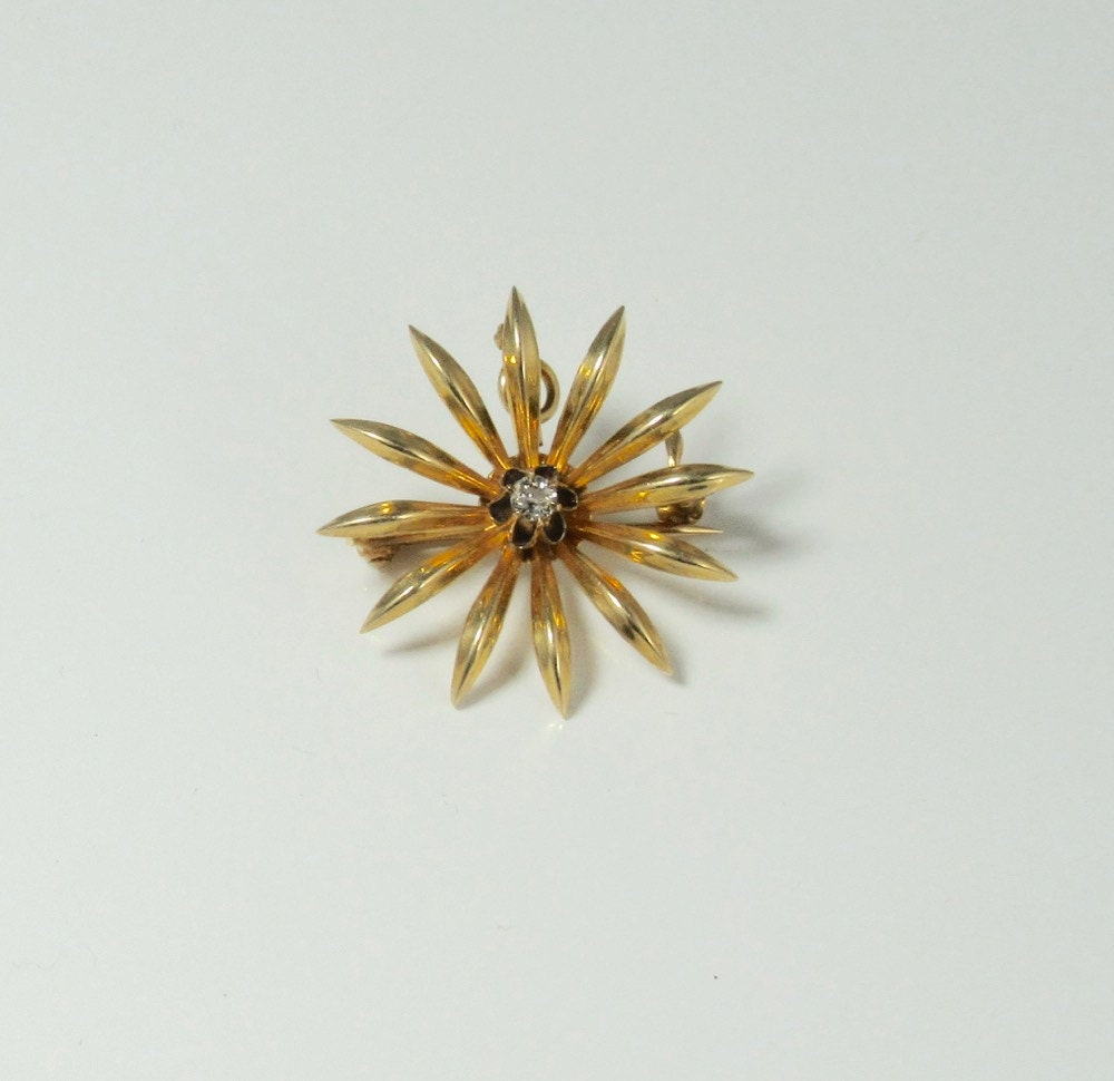 Estate Yellow Gold Fireworks Diamond Brooch