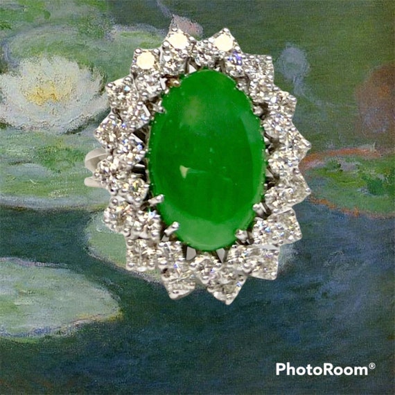 Vintage White Gold Diamond and Jade Cocktail Ring… - image 9