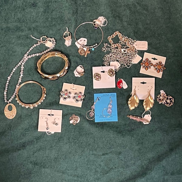 Bag Lot of Miscellaneous Jewelry, Sterling Rings, Sterling Earring, Jewelry Pieces, Jewelry Odds and Ends, Recycle Jewelry