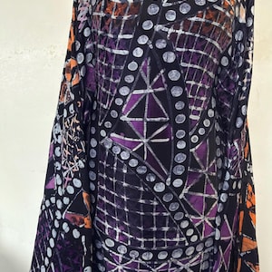 Lila orange svart geometriskt tryck, handgjort batiksilkestyg, afrikanskt abstrakt tryck, säljs per gård