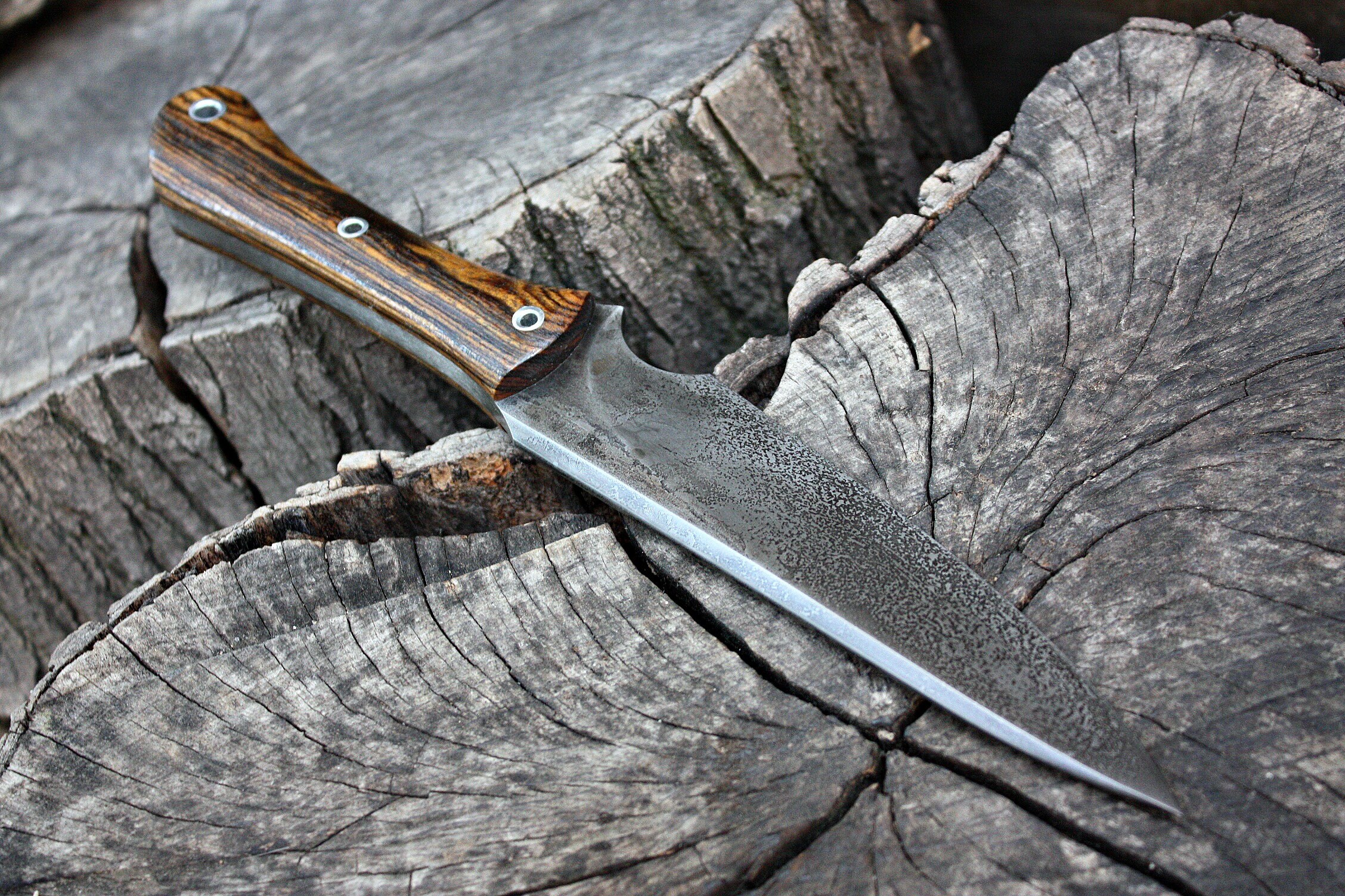 Handcrafted FOF Eclipse, survival knife