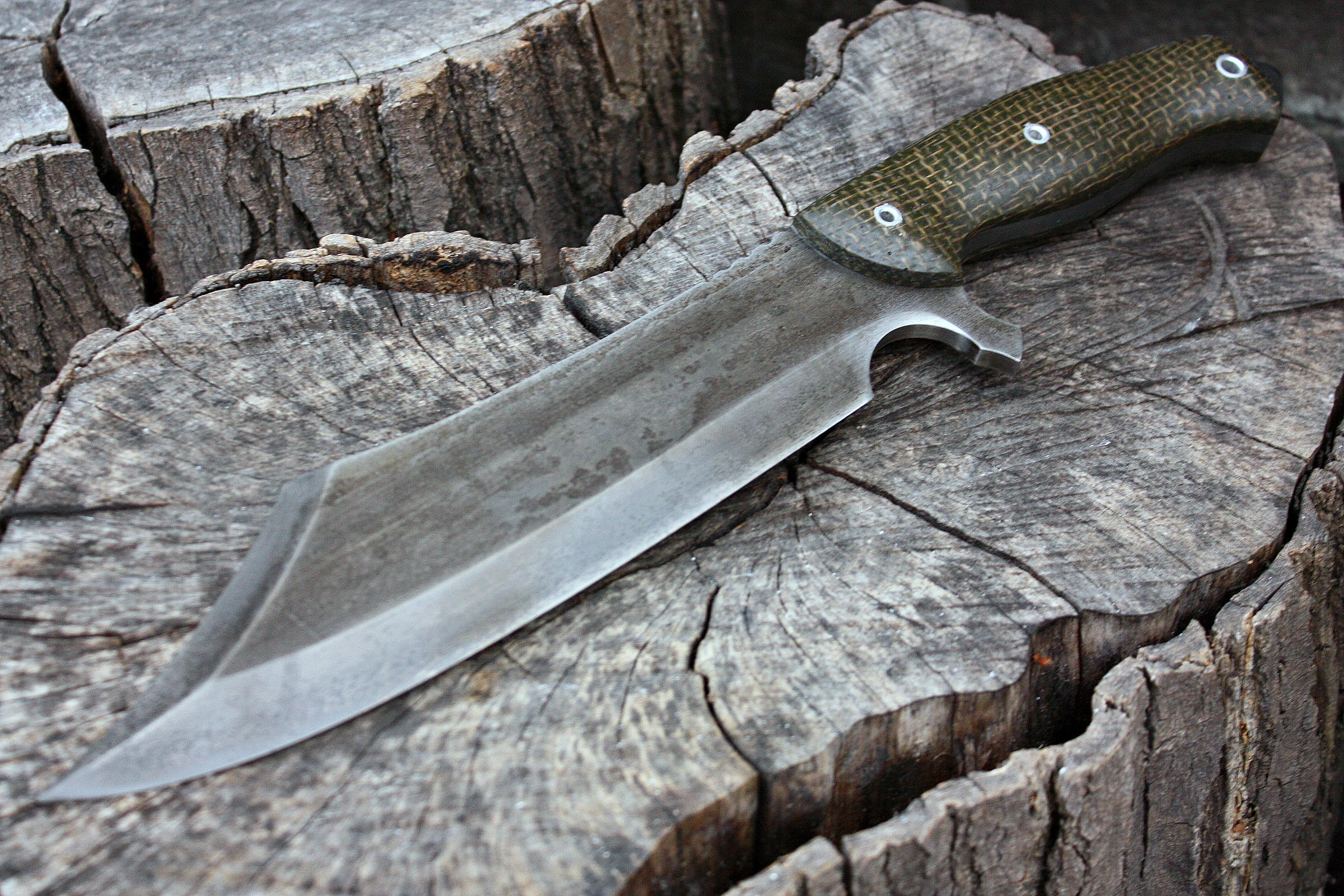 Handcrafted blade FOF Stone Boar full tang modern bowie knife