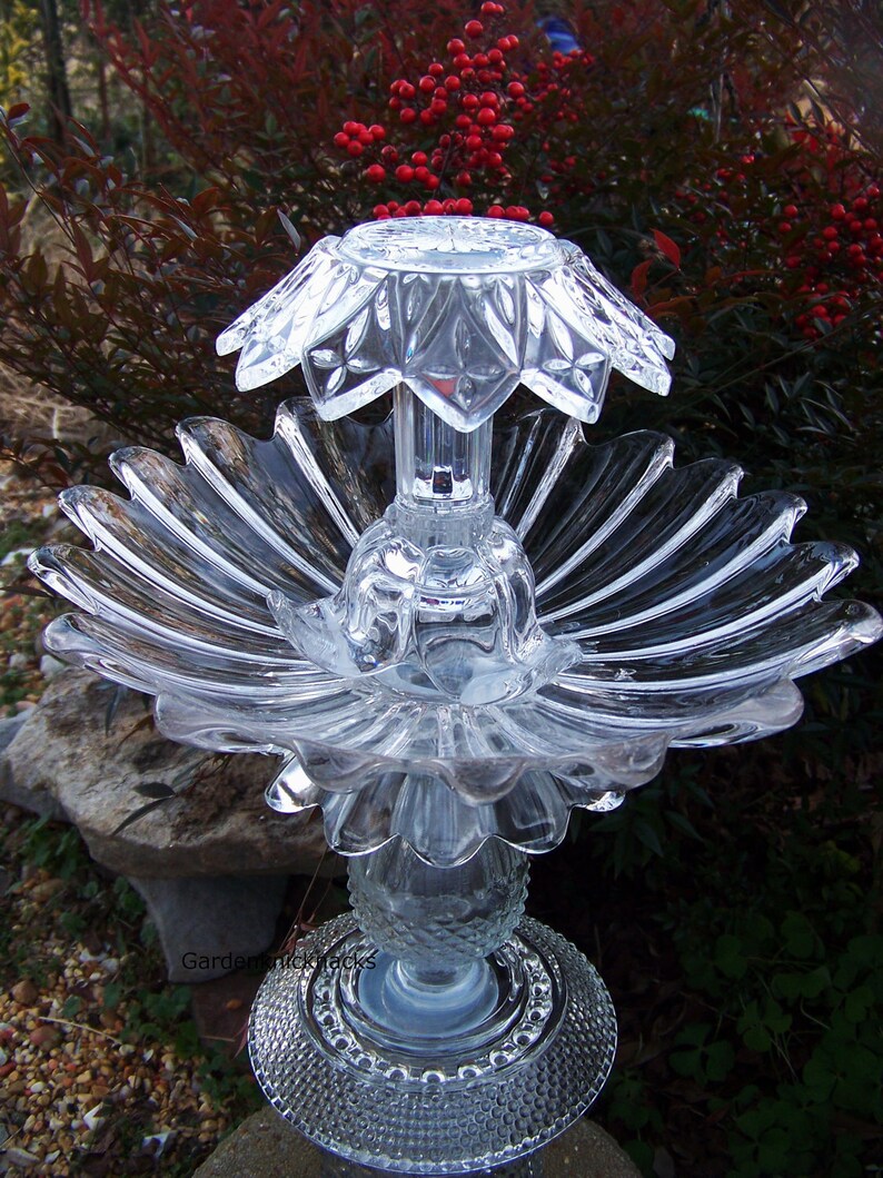 solar light bird table